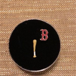 Boston “B” charm - private listing